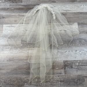 Vintage Pearl Beaded Floral Bridal Veil Ivory Tulle Headpiece Wedding 1990s